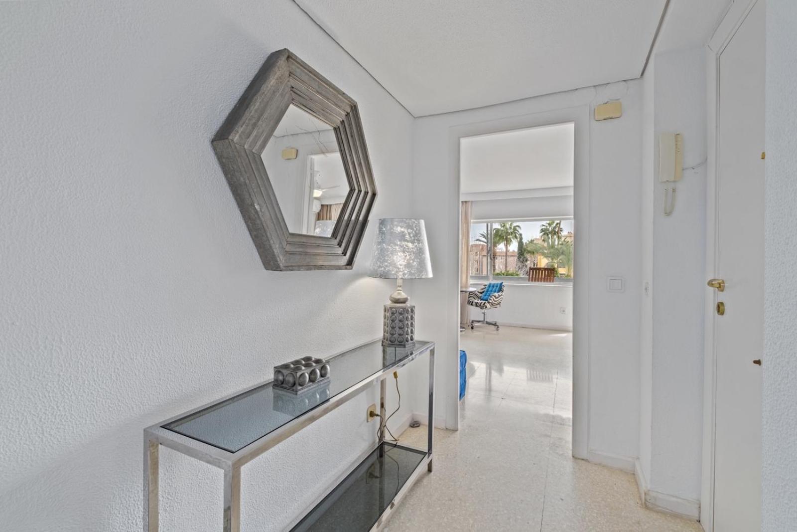 Piso Con 2 Habitaciones, 2 Terrazas Y Piscina 토레몰리노스 외부 사진