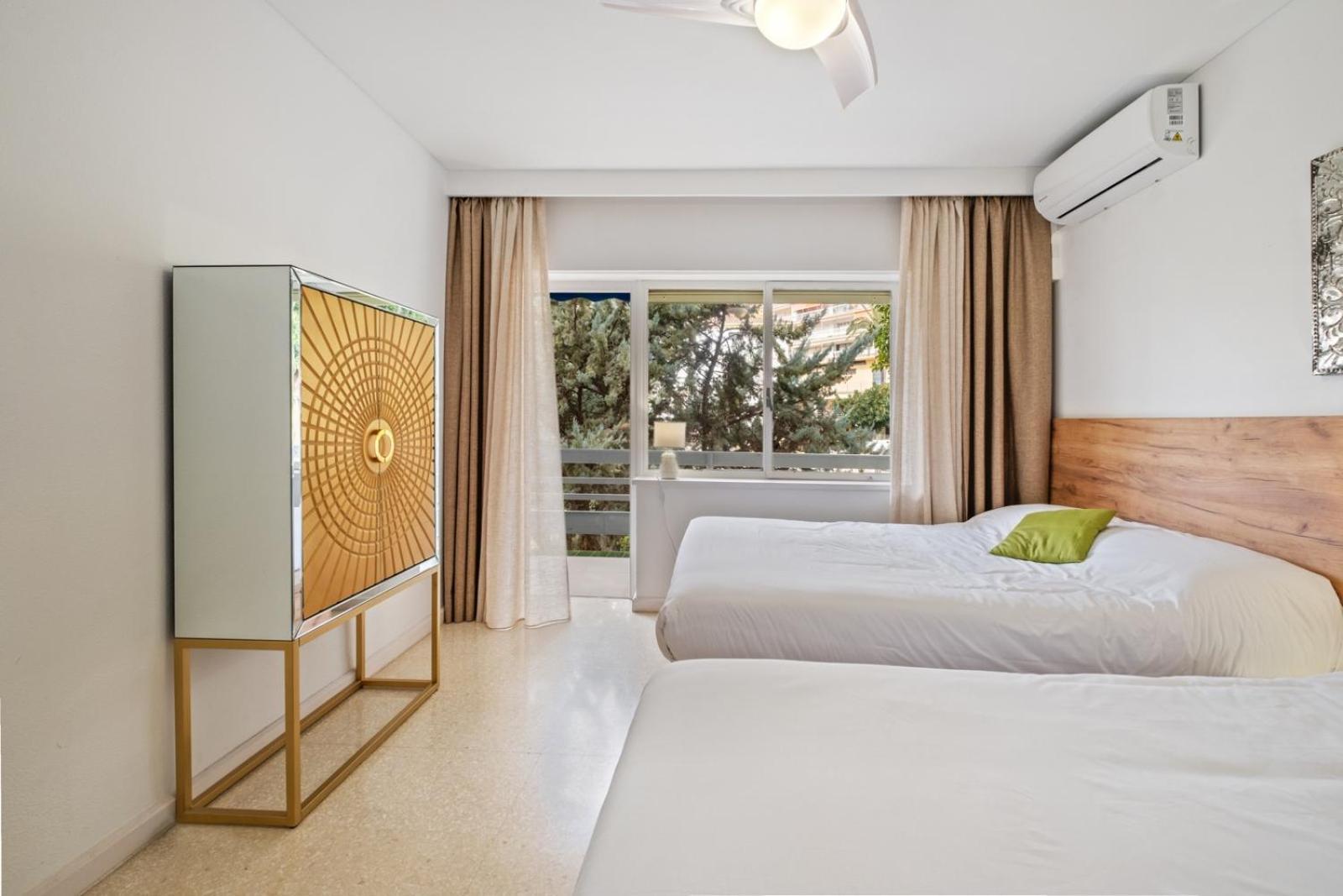 Piso Con 2 Habitaciones, 2 Terrazas Y Piscina 토레몰리노스 외부 사진